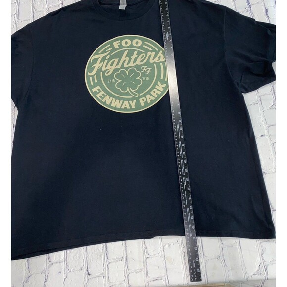 Gildan T-Shirt Men's Size 3XL Color Black Foo Fighters Fenway Park Graphic - Picture 6 of 8